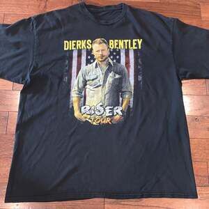 Dierks Bentley Riser 2014 Tour Concert T-Shirt